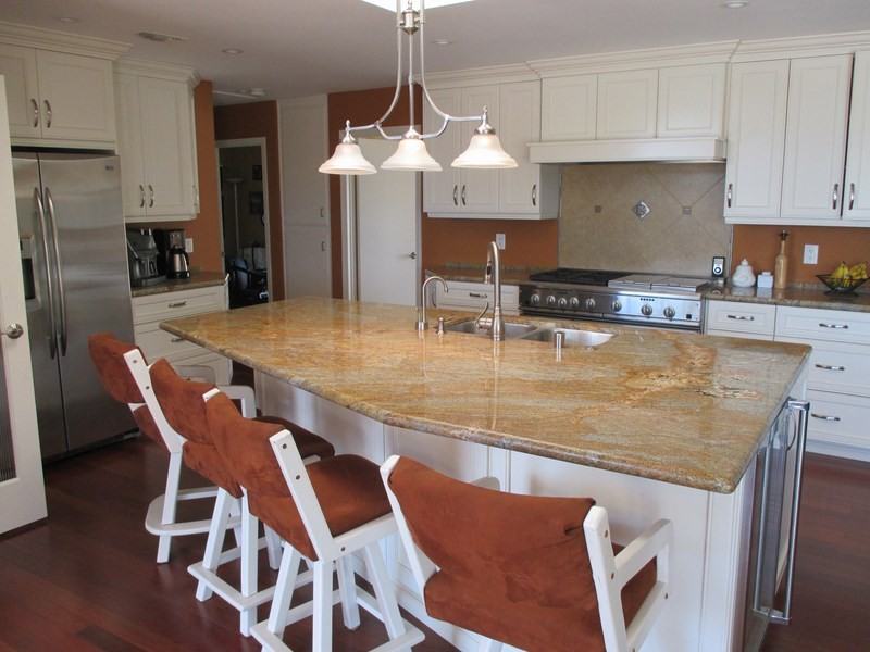 1135 Orangewood Dr - Photo 2 of 16