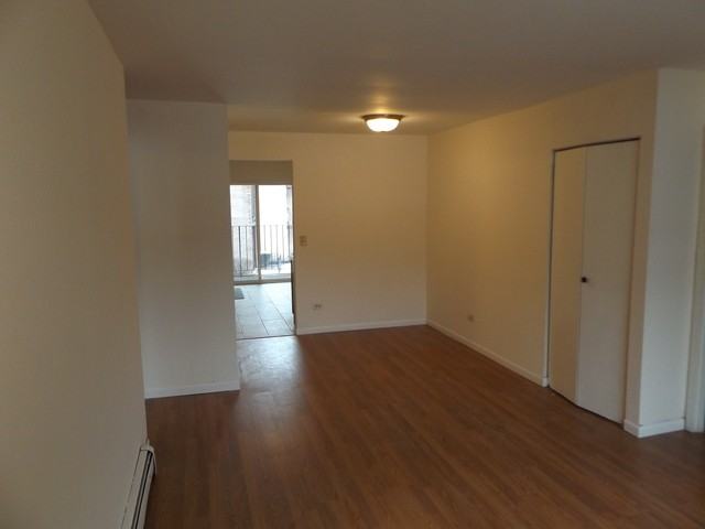 710 W Huntington Commons Rd #2B - Photo 3 of 8