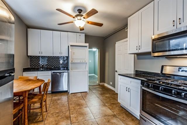 1114 W Cullerton St #1 - Photo 2 of 10