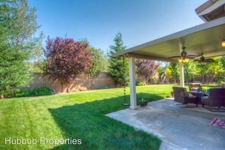 4375 Chinook Dr - Photo 2 of 19