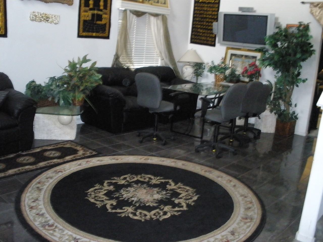 Olive Dr & Old Farm Rd - Photo 2 of 20