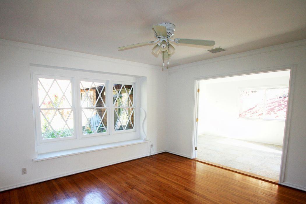 2630 Ladybird Dr - Photo 3 of 19