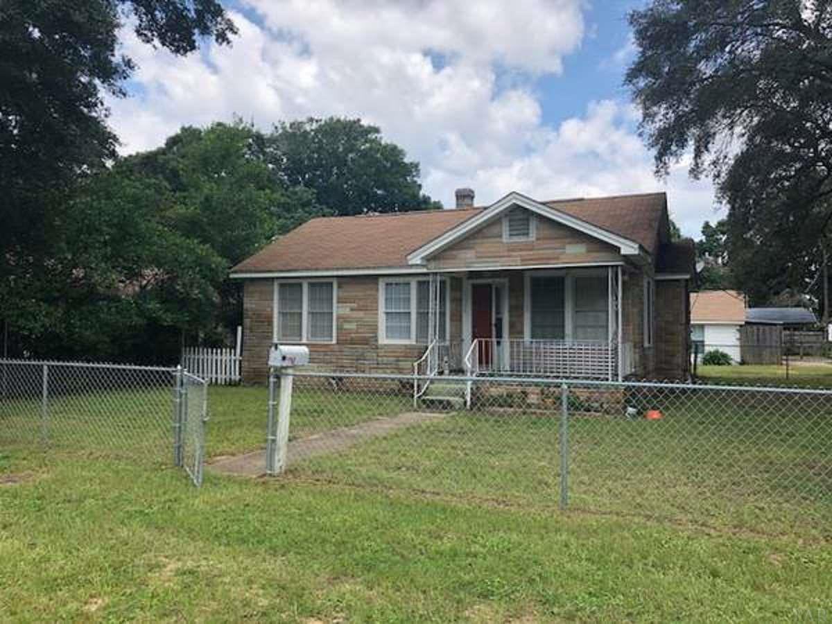 1300 Poppy Ave, Pensacola, FL 32507 2 Bedroom Apartment for 1,045