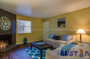 W. Rundberg Ln @ N. Interstate 35 - Photo 1 of 1