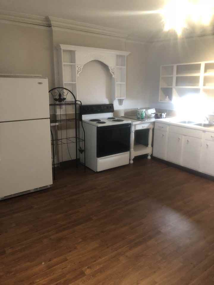 32 Broad Street - Photo 3 of 10