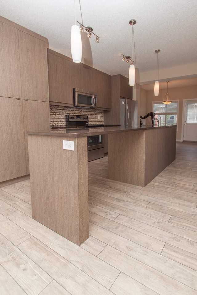 223 Marquis Lane Southeast - Photo 3 of 22