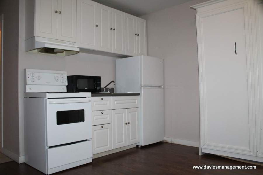 NAIT Apartment - Photo 3 of 15