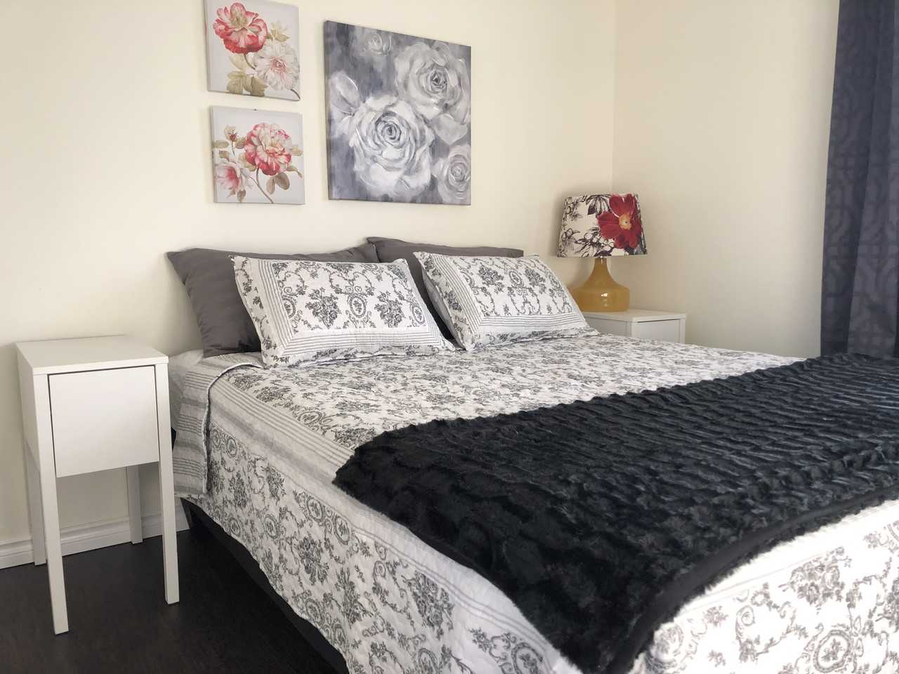 393 Baldoon, ChathamKent, ON N7L 4P3 2 Bedroom House for 2,100/month