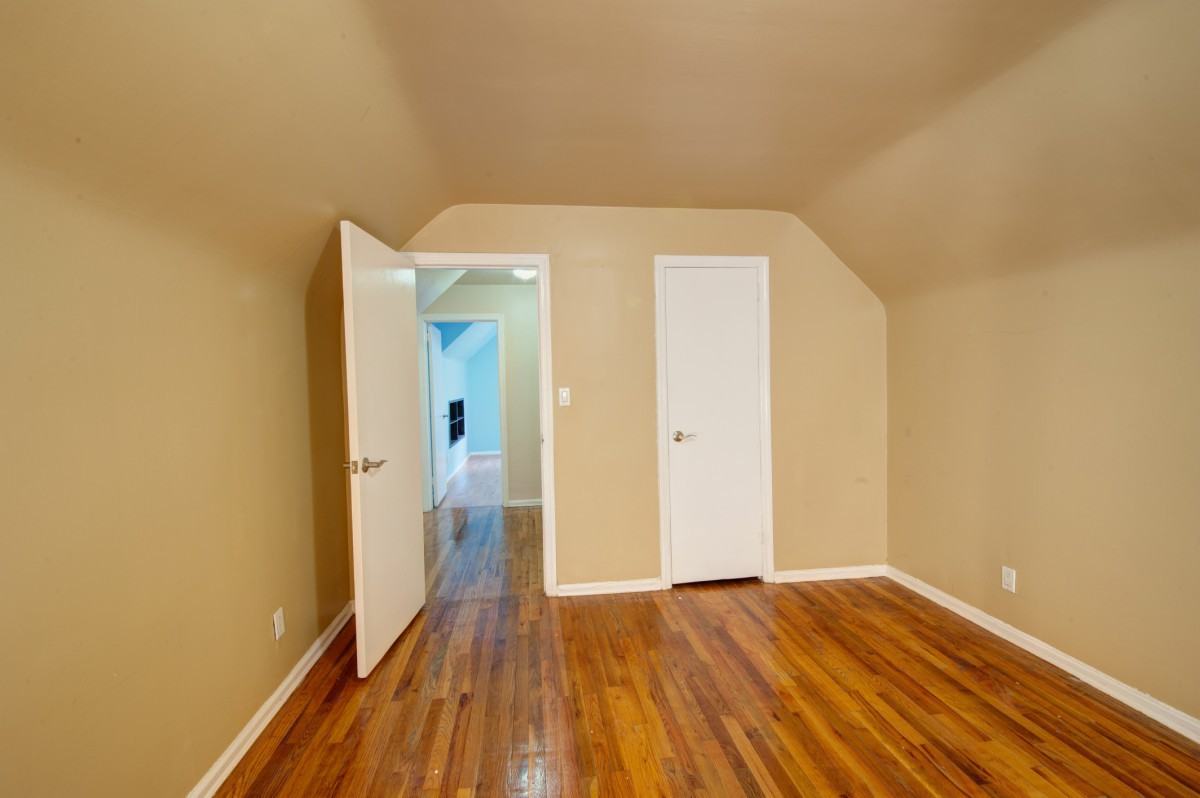 214-22 Whitehall Terrace #1 - Photo 2 of 19