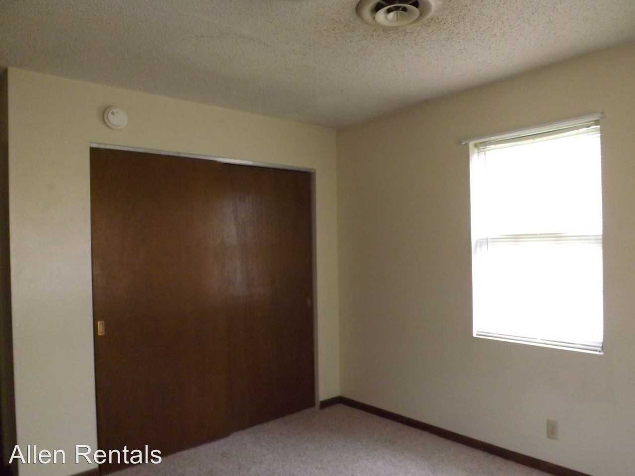 940 Fairman - Photo 3 of 5