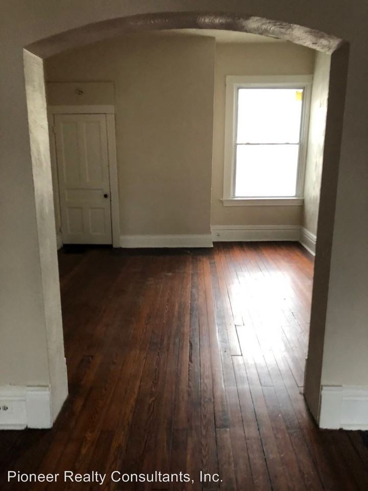 3038 Glen Mawr St - Photo 3 of 17