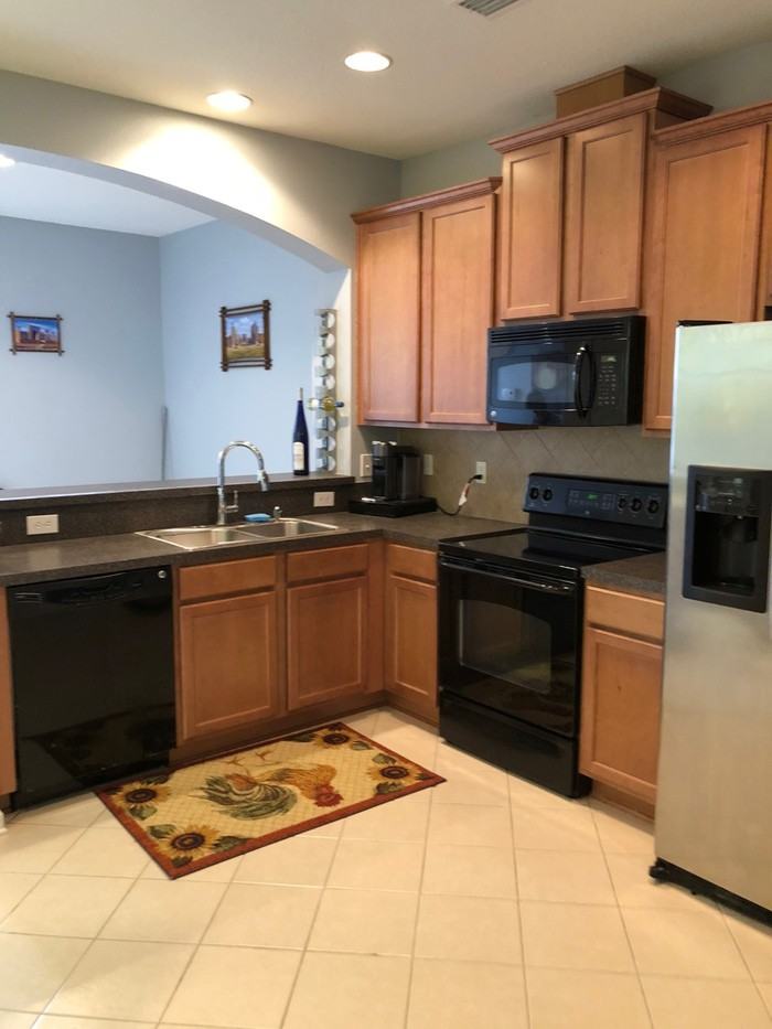 6206 High Tide Blvd - Photo 3 of 22