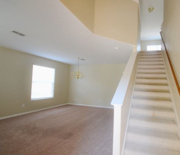 10702 Deerberry Dr - Photo 2 of 24