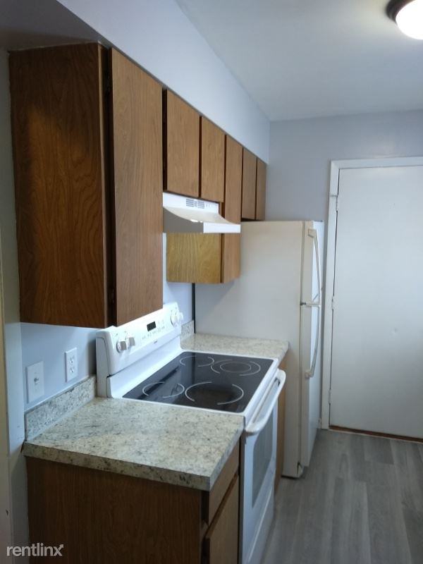 3307 Henry St - Photo 3 of 9
