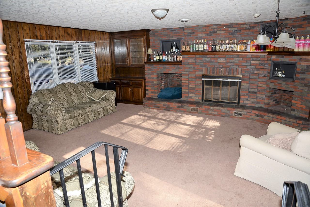 119 Euclid Ave - Photo 2 of 18