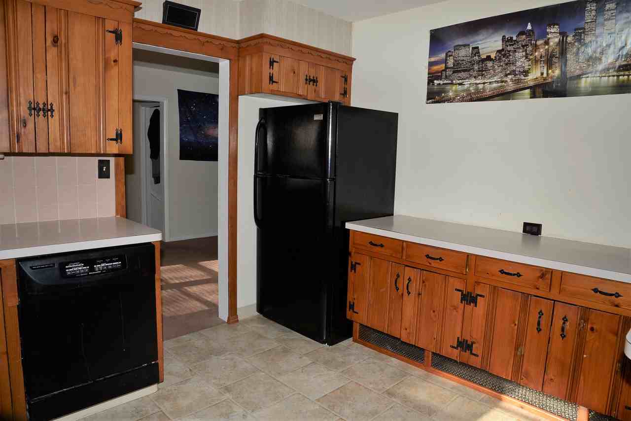 119 Euclid Ave - Photo 3 of 18