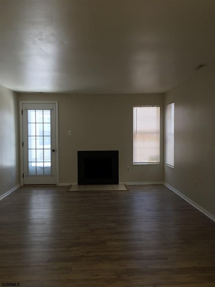 242 Meadow Ridge Rd - Photo 2 of 6