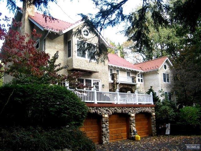 73 Franklin Tpke - Photo 2 of 9