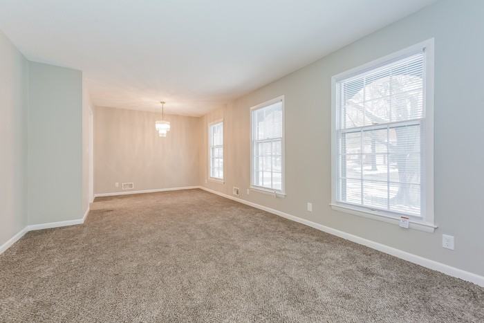 11801 E 56 St - Photo 3 of 8