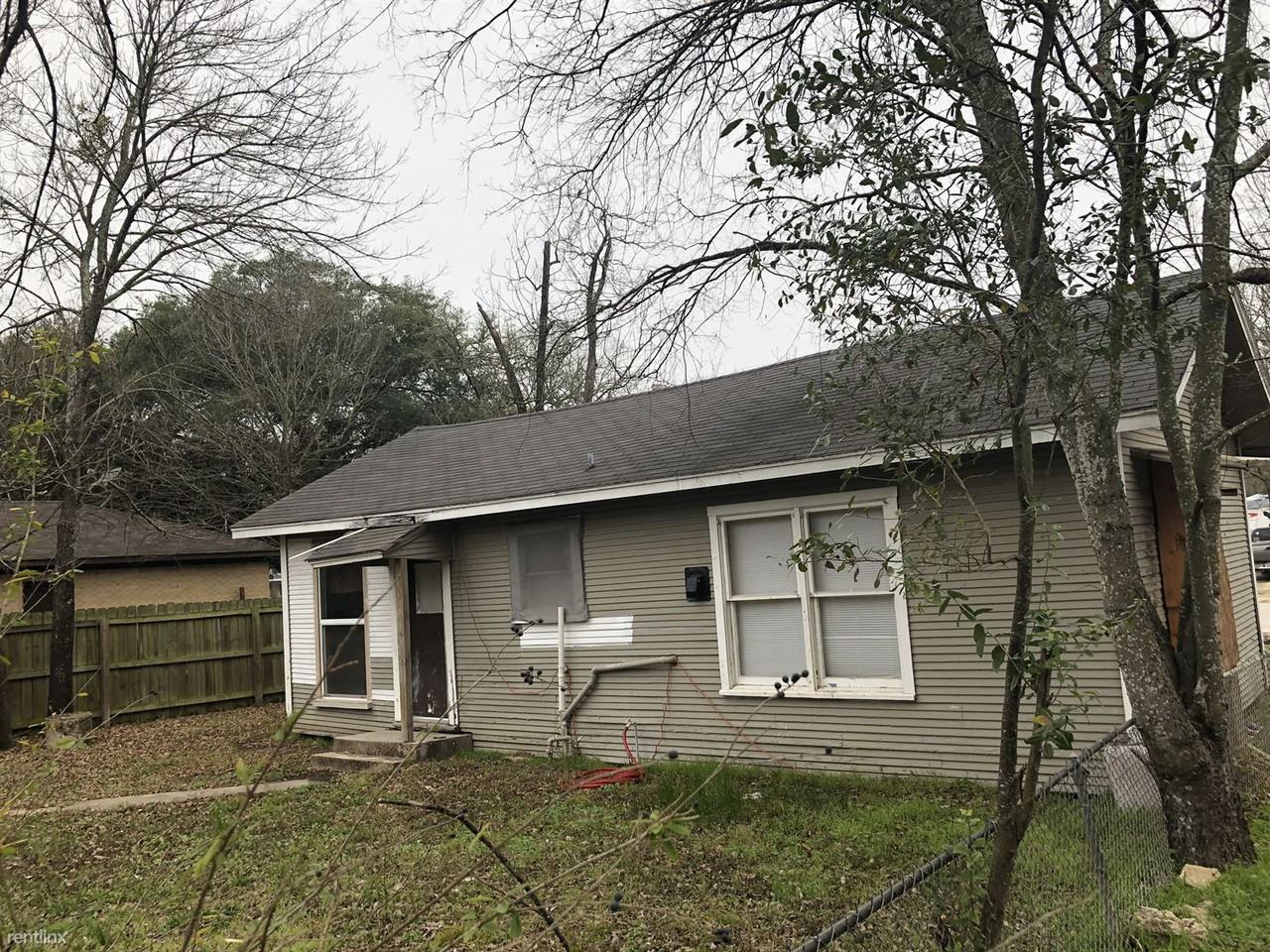801 E 23rd St - Photo 2 of 10