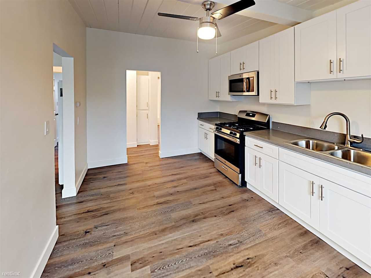 6460 Sullivan Ave - Photo 2 of 11