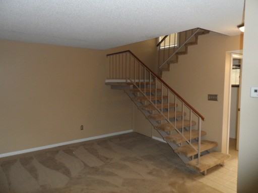 1032 Sherrywood Ct - Photo 3 of 10