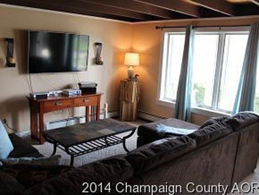 706 S Ohio St - Photo 2 of 17