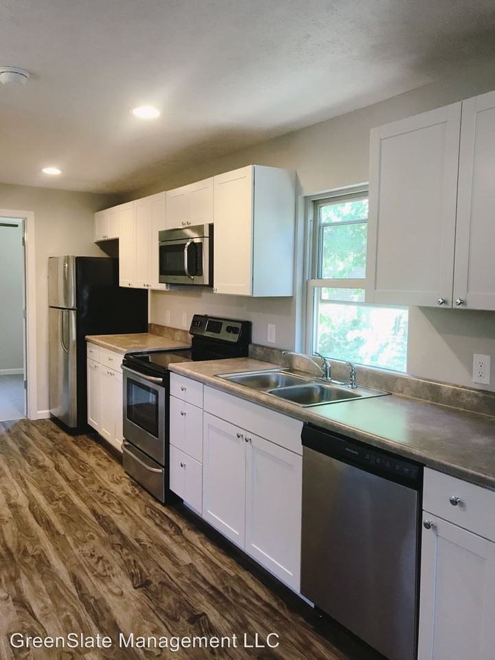 1915 1/2 S 14th St #1247 - Photo 2 of 9