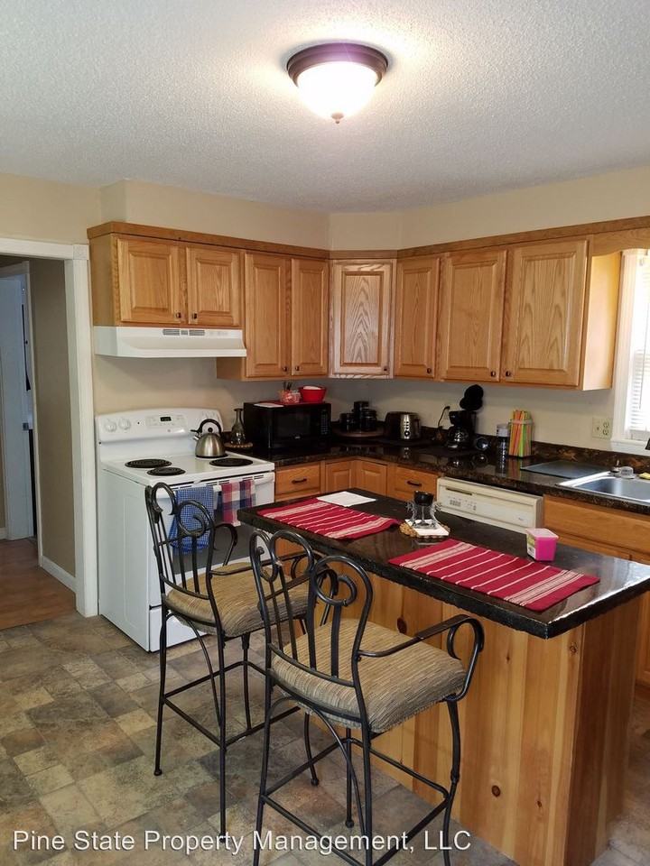 8 Kings Court - Photo 3 of 13