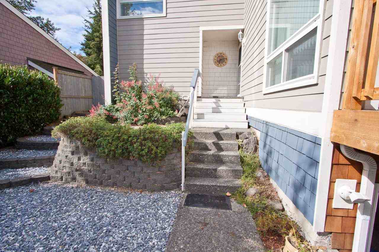 23339 20th Ave S - Photo 2 of 18