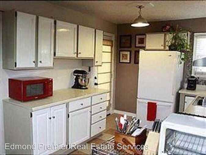 821 NW 48th St - Photo 3 of 6