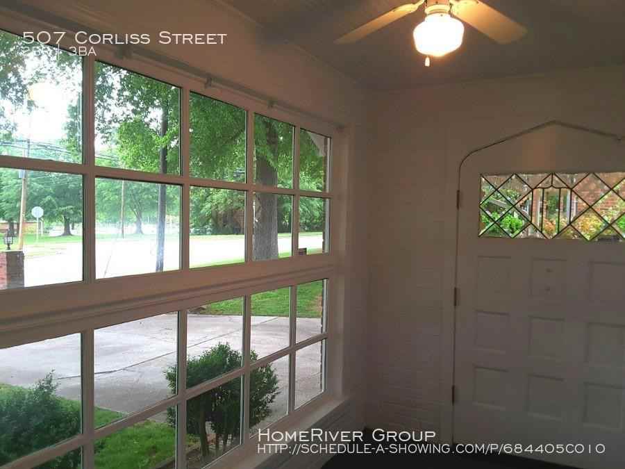 507 Corliss St - Photo 2 of 10