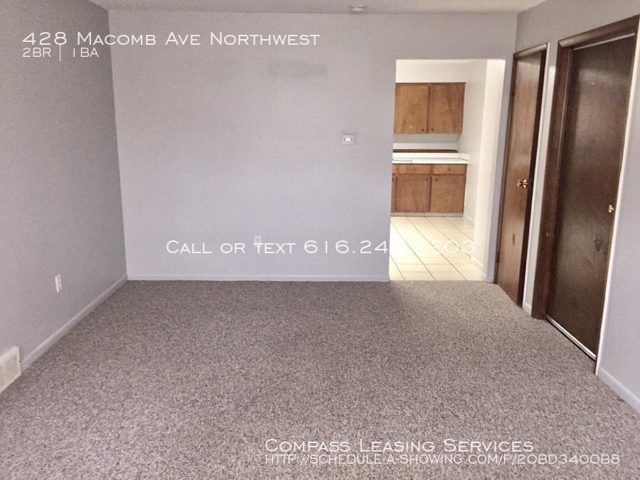 428 Macomb Ave NW - Photo 2 of 9
