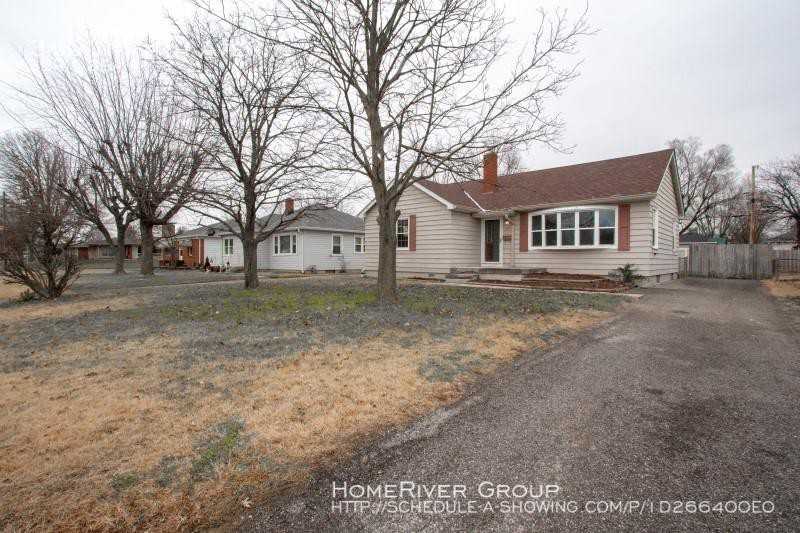 349 N 14th Ave - Photo 2 of 23