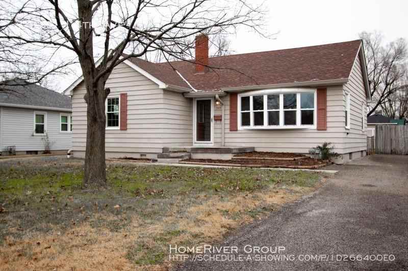 349 N 14th Ave - Photo 3 of 23