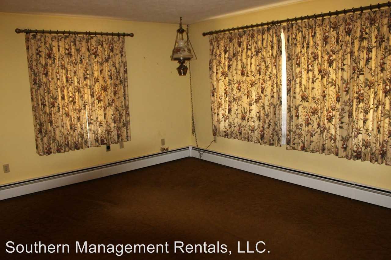 1135 Fawn Grove Rd - Photo 2 of 7