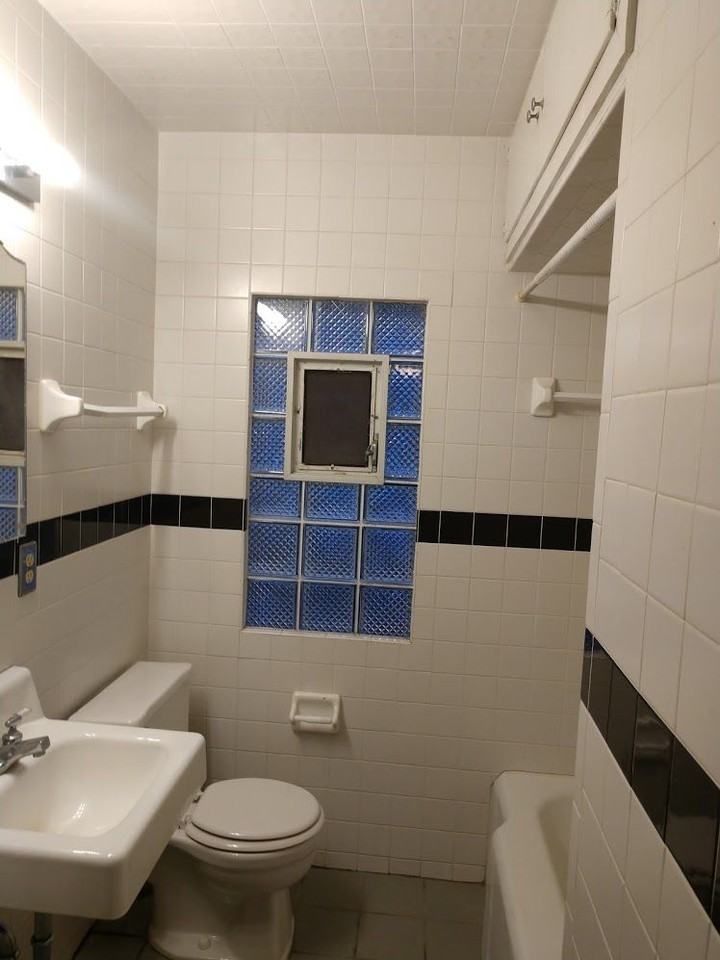 4849 N Mohawk Ave - Photo 3 of 5