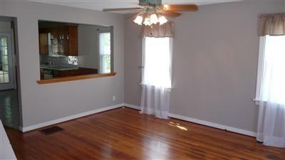 1026 Merritt St SE - Photo 3 of 10