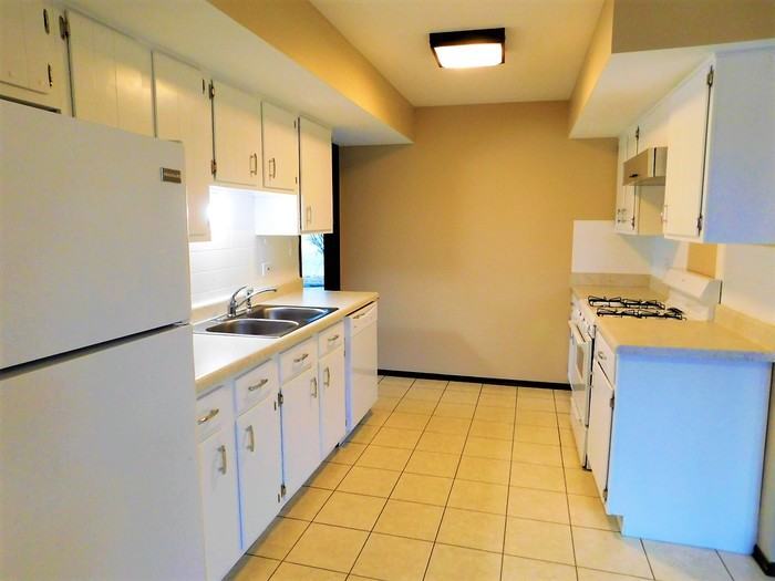 177 Circle Ave - Photo 2 of 13