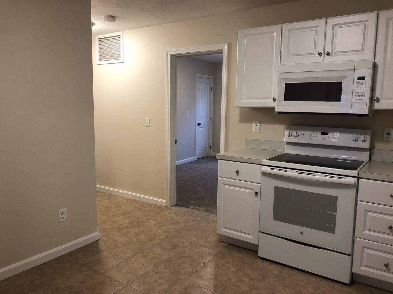 14 5th Ave #2ndFL - Photo 3 of 14