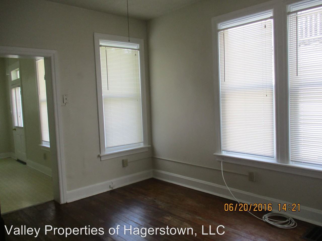 325-327 Mitchell Ave - Photo 2 of 12