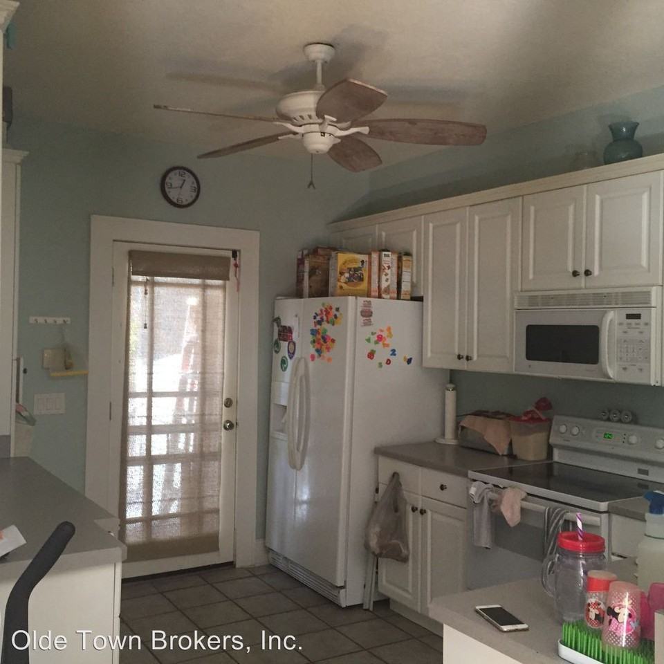 440 Highland Ave - Photo 3 of 10