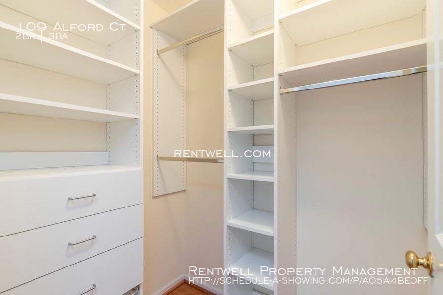 109 Alford Ct - Photo 3 of 33