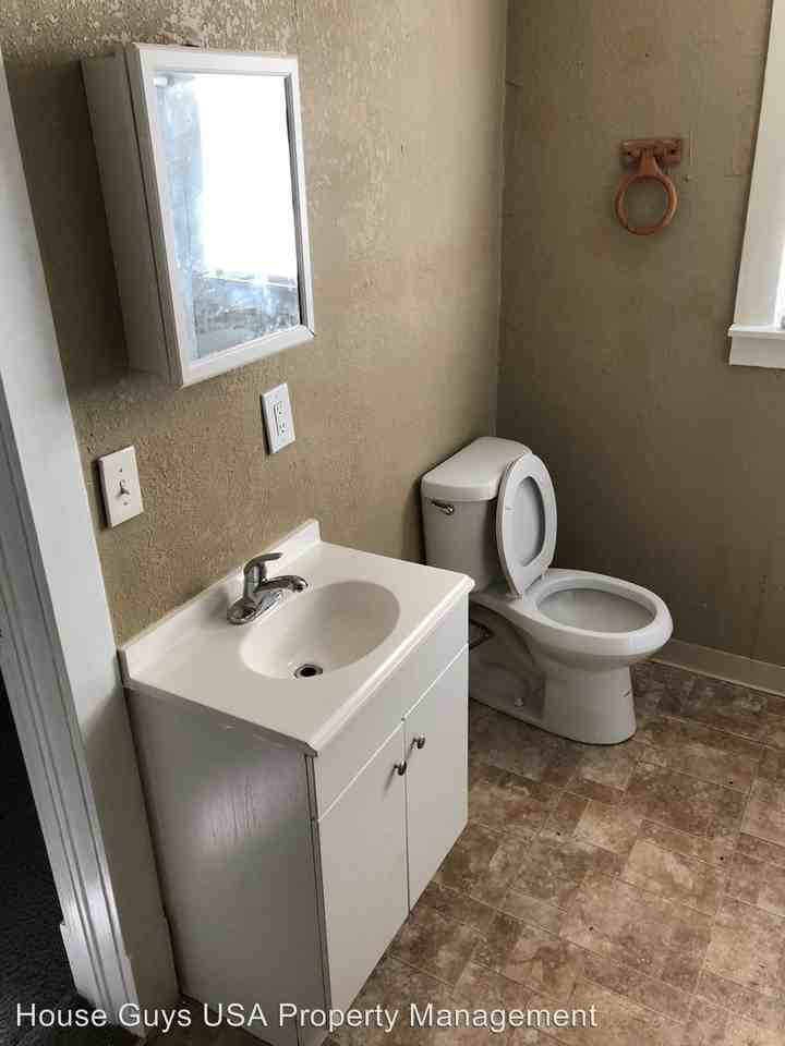 2406 Drury Ave - Photo 2 of 12