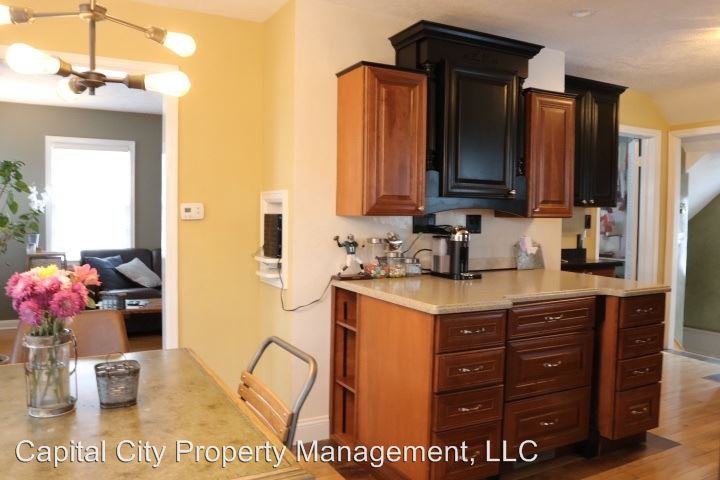 1215 W Leland Ave - Photo 2 of 22