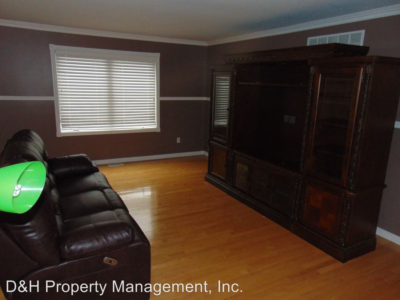 3131 Kilmer Dr - Photo 3 of 17