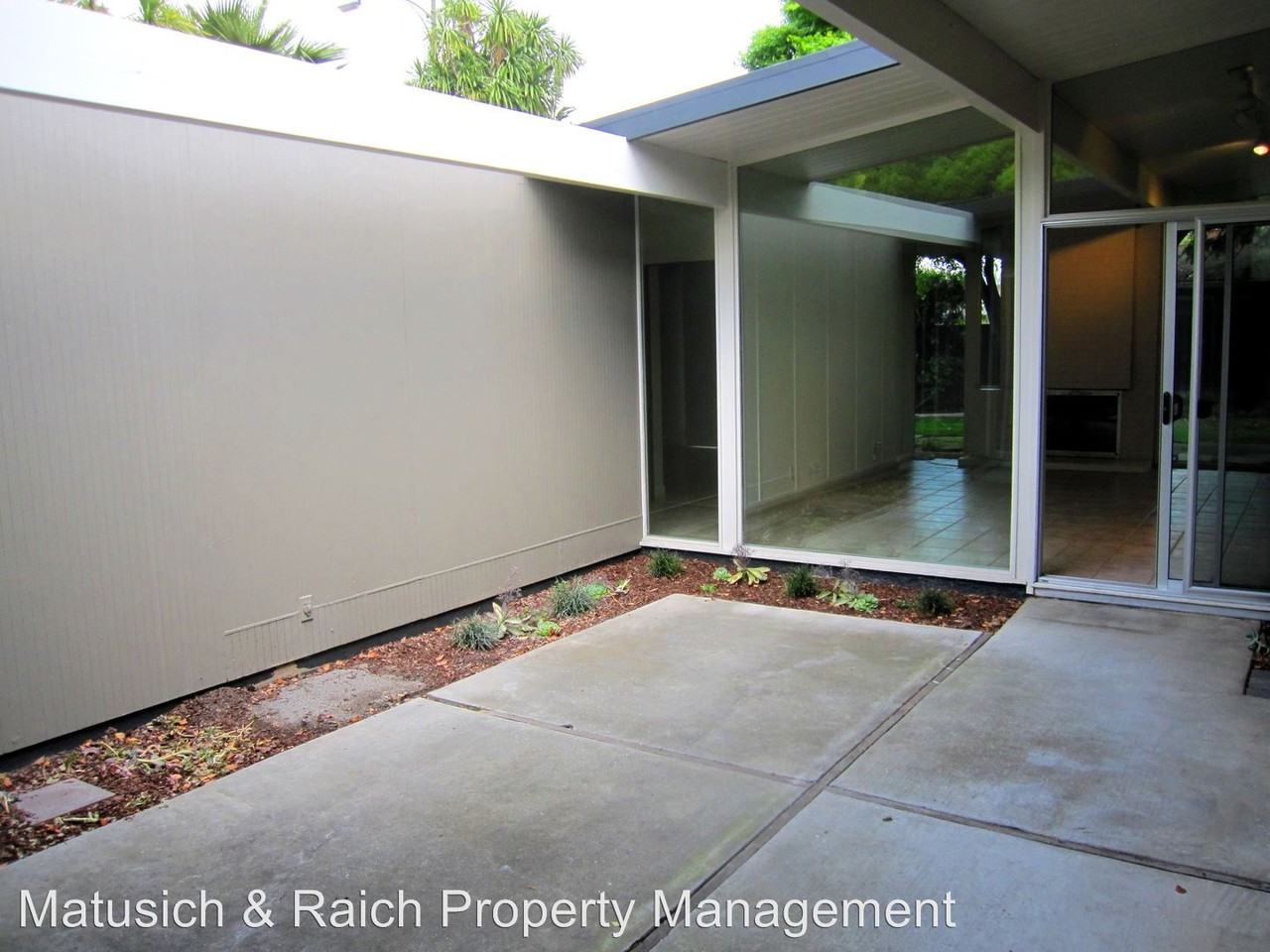 4508 Mossbrook Cir - Photo 2 of 10