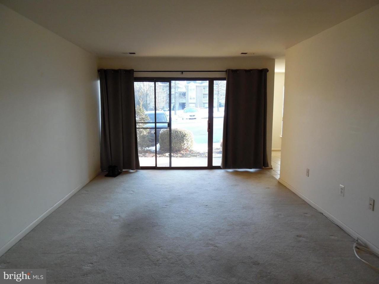 425 Christopher Ave #31 - Photo 3 of 16