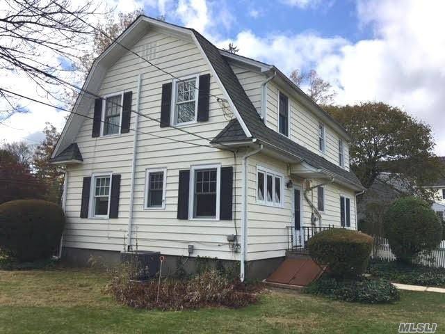 27 Oak St - Photo 3 of 18