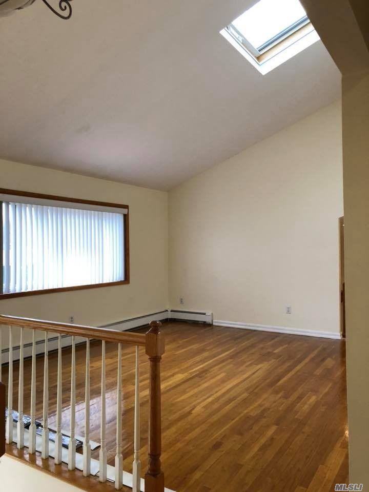 500 Nichols Rd - Photo 3 of 11